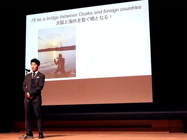 成果発表会での英語スピーチ